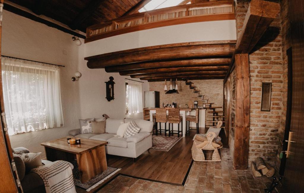 Honey Home Bistriţa المظهر الخارجي الصورة